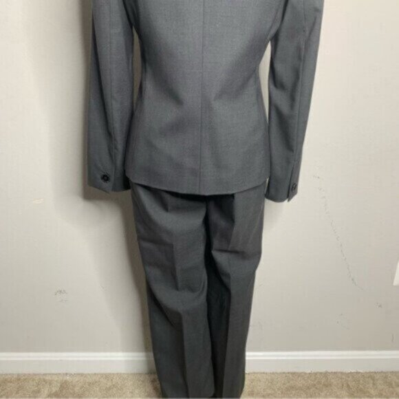 NWT Kasper Gray Two Piece Pants Suit Set - Picture 8 of 10